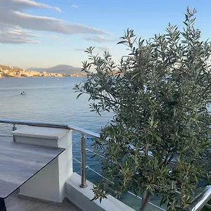 Royal Hotell