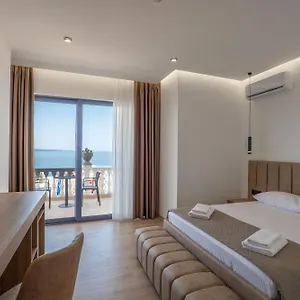 Keos Hotell